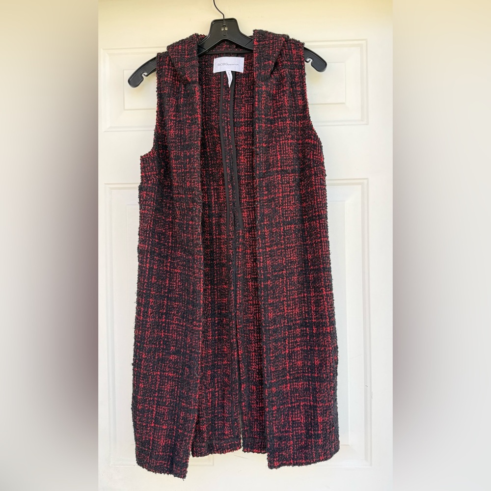BCBGeneration Black and Red Textured Long Vest with hood and pockets